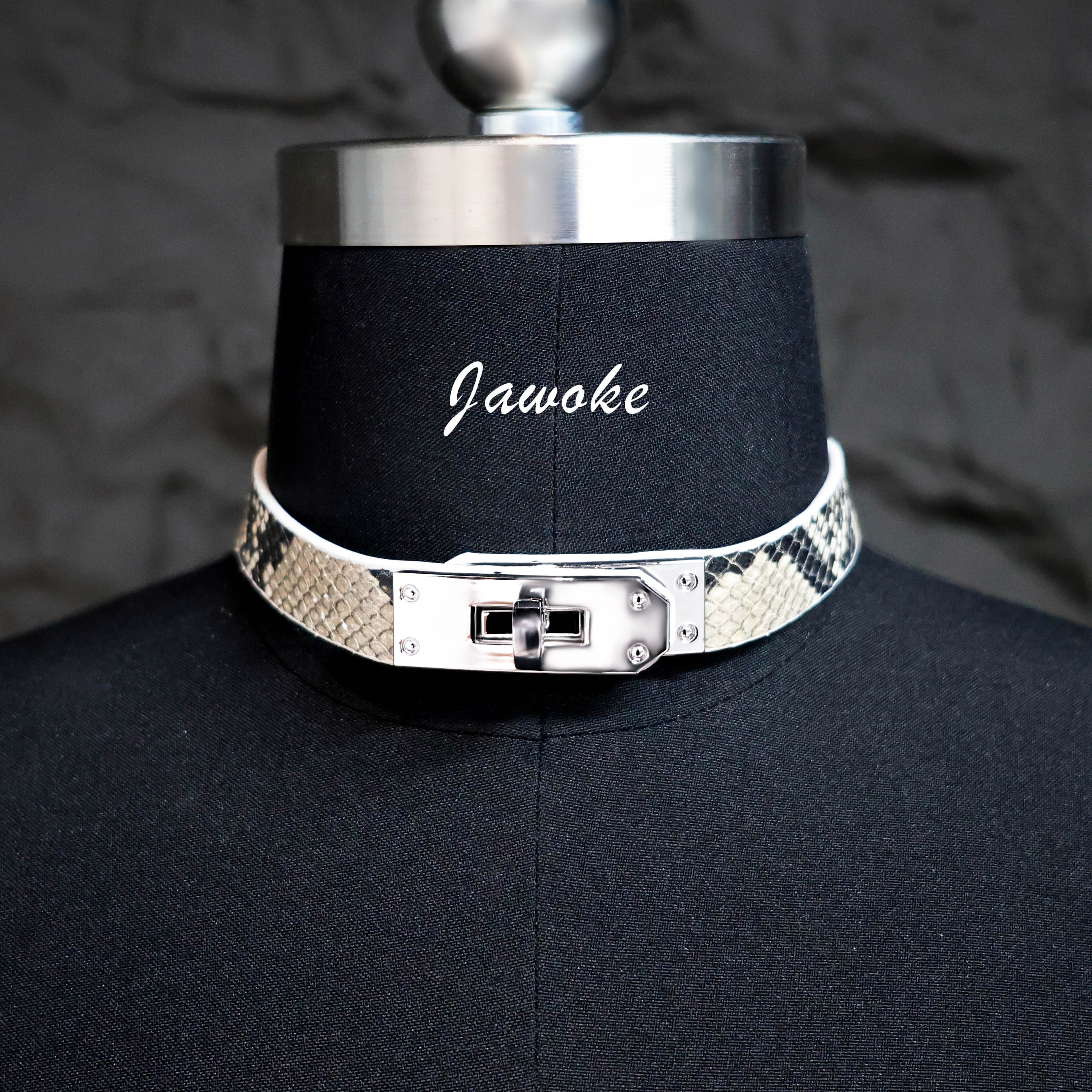 Jawoke Royal Collar - Python